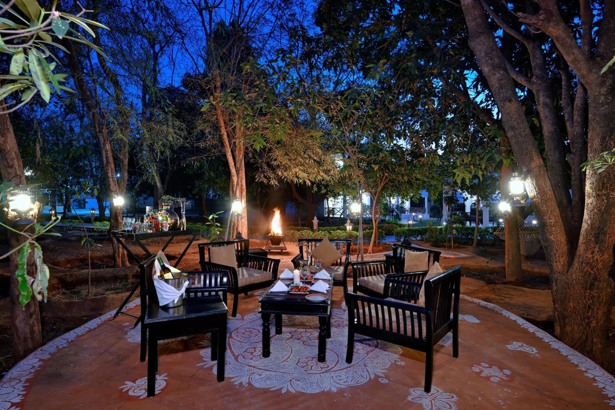 Tiger Den Resort Khilchīpur Extérieur photo