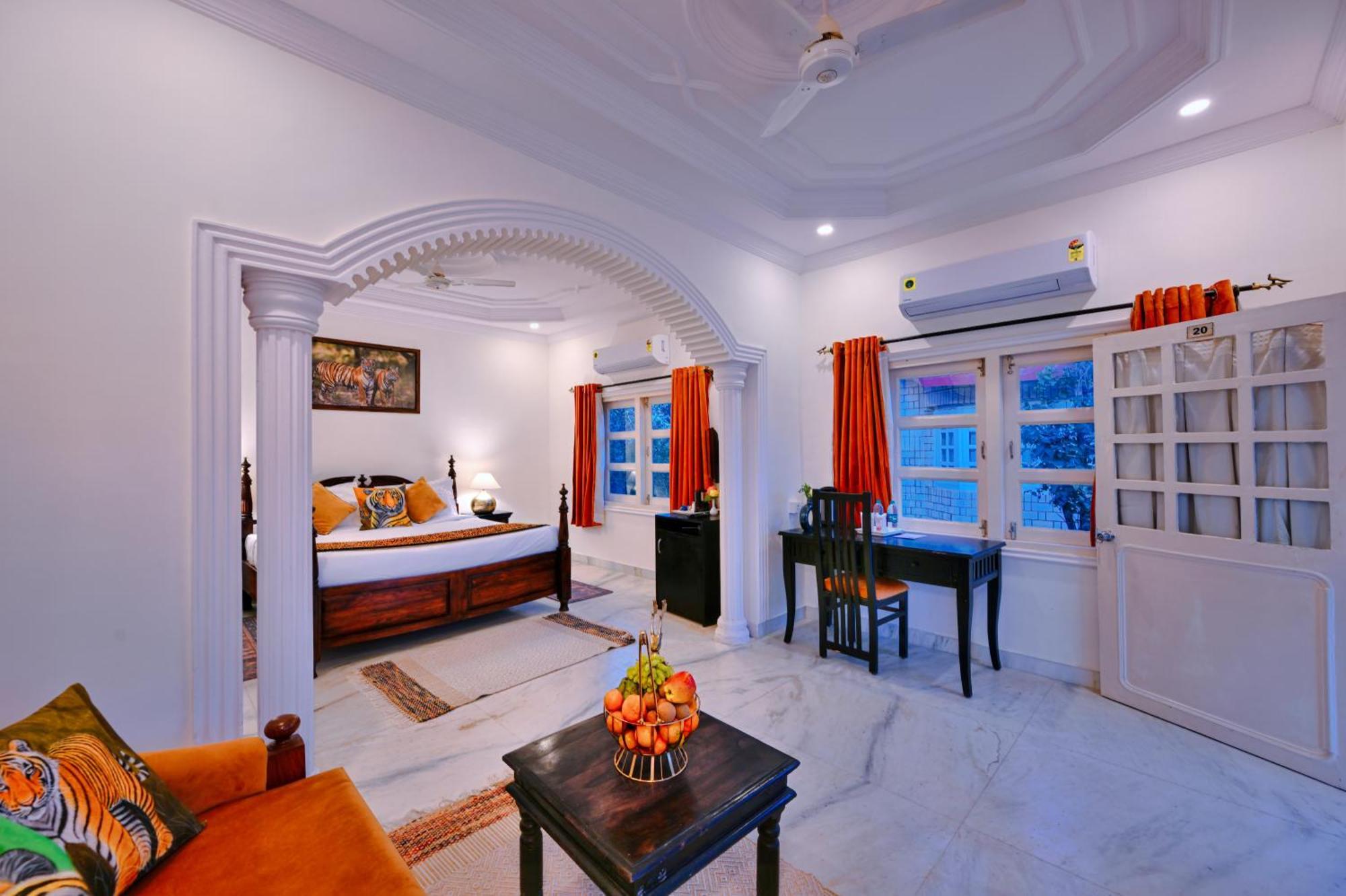 Tiger Den Resort Khilchīpur Extérieur photo